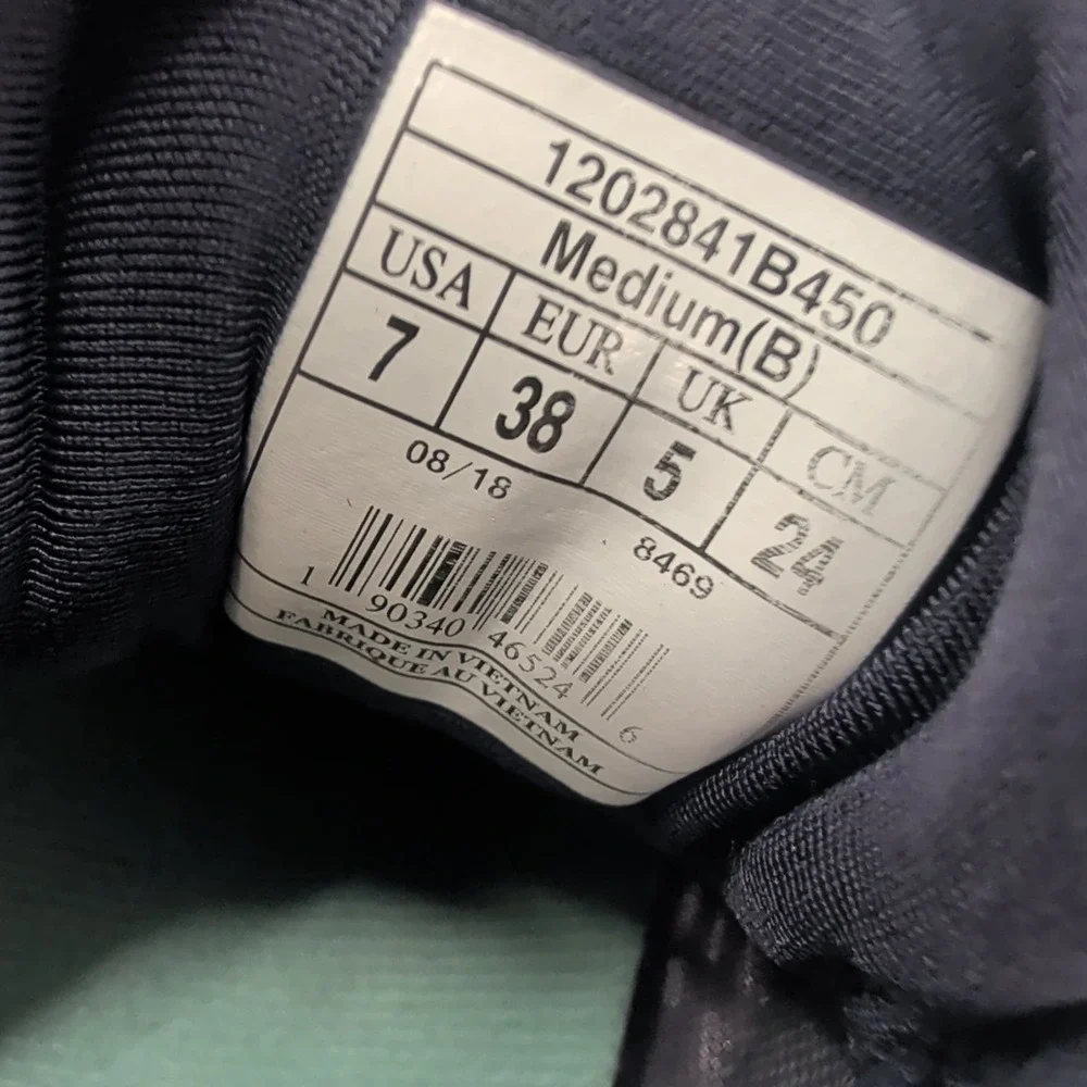 Brooks Adrenaline GTS 19 Cushioned‎ Lace-Up Athletic Sneakers Navy Blue Size 7